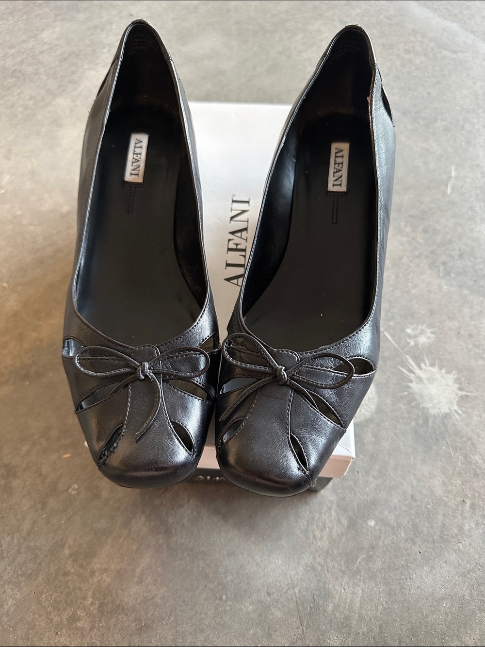 Alfani Black Leather Bow Front Flats